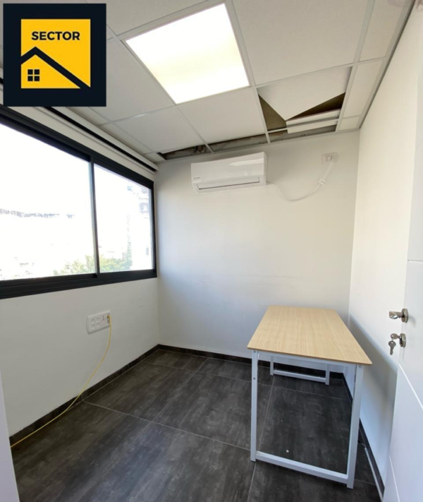 ⁦להשכרה ברחוב סירקין, קרוב לשוק תלפיות – חלל משרדים מסחרי משופץ בגודל 270 מ"ר⁩ – תמונה ⁦12⁩