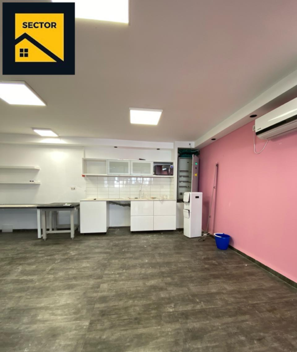⁦להשכרה ברחוב סירקין, קרוב לשוק תלפיות – חלל משרדים מסחרי משופץ בגודל 270 מ"ר⁩ – תמונה ⁦7⁩