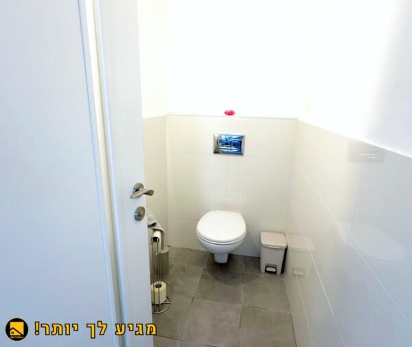 ⁦מרחב, מודרניות ונוחות – דירת 5 חדרים למכירה בנאות פרס!⁩ – תמונה ⁦16⁩